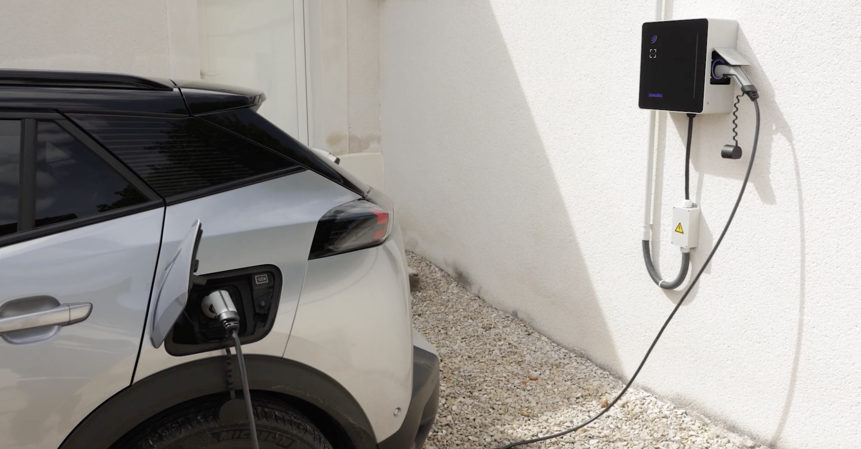 Borne de recharge pour véhicule électrique en immeuble résidentiel
